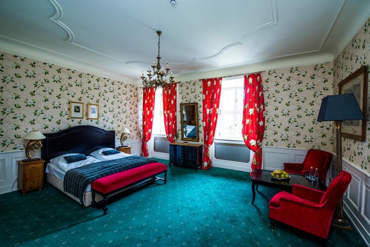 Hotel Palac Staniszow Exterior photo